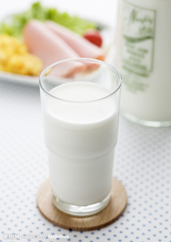 提高免疫力食物：牛奶